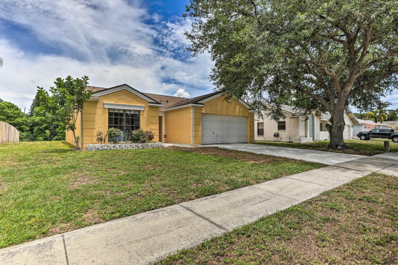 Lanai And Pond At Tranquil Bradenton Retreat! Vila Exterior foto